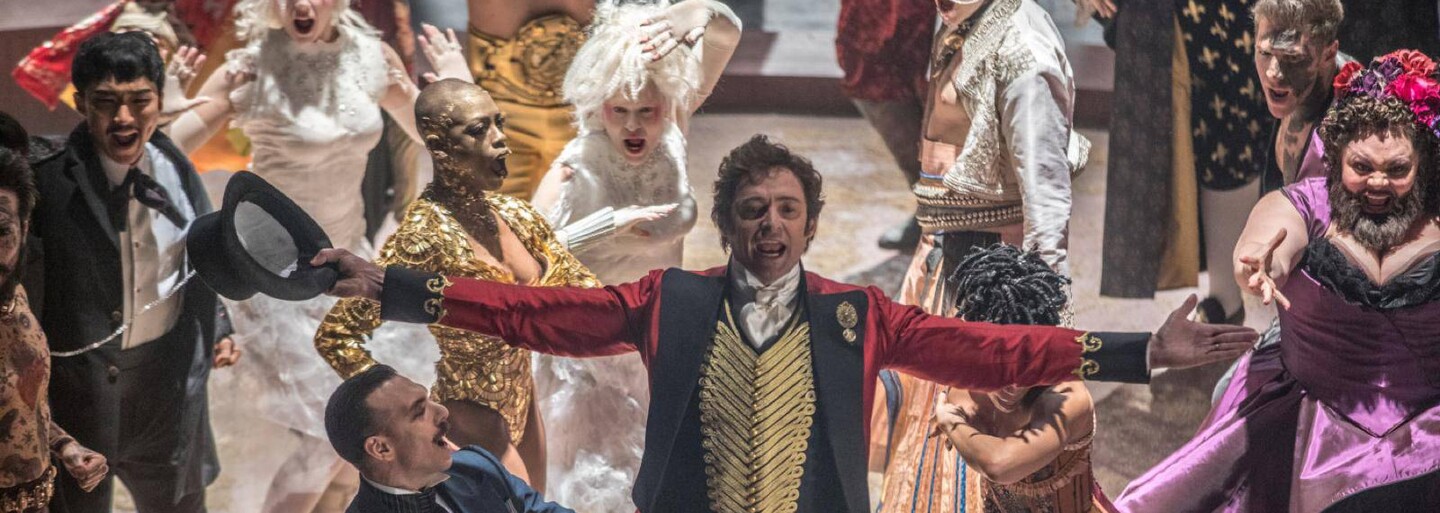 The Greatest Showman je najkrajším muzikálom od La La Landu, ktorý vám dokonale napraví chuť po skazených blockbusteroch (Recenzia)