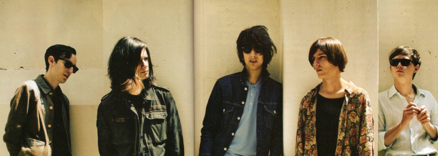 The Horrors prichádzajú s novým, zasneným videom, natočili ho počas koncertu v Londýne