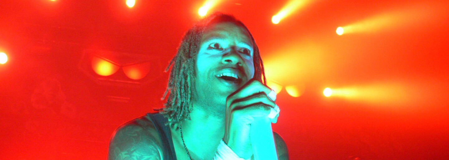 The Prodigy vysamplovali hit Jiřího Schelingera. Poslechni si srovnání