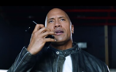 The Rock a Apple vytvorili "najsexi a najzábavnejší" spot na svete. Vďaka Siri dokážeš zvládnuť aj ten najnáročnejší deň The Rock a Apple vytvorili "najsexi a najzábavnejší" spot na svete. Vďaka Siri dokážeš zvládnuť aj ten najnáročnejší deň