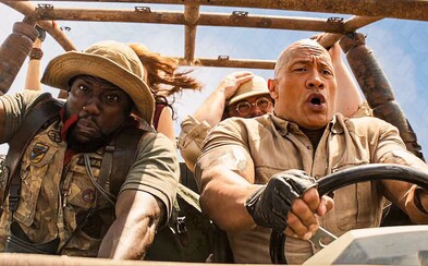 The Rock a Kevin Hart blbnou v akčním traileru pro Jumanji 3. Dobrodružství v džungli a vtipné hlášky vystřídá boj o život The Rock a Kevin Hart blbnou v akčním traileru pro Jumanji 3. Dobrodružství v džungli a vtipné hlášky vystřídá boj o život