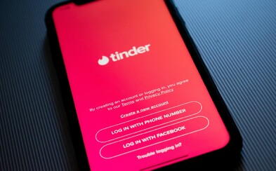 Tinder Plus je pre heterosexuálnych mužov v strednom veku drahší ako pre iných. Analýza odhalila dvojitý meter na zoznamke Tinder Plus je pre heterosexuálnych mužov v strednom veku drahší ako pre iných. Analýza odhalila dvojitý meter na zoznamke