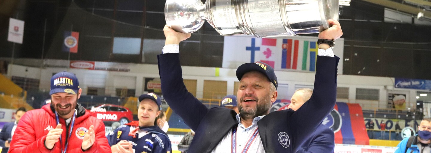 Tipos extraliga: Kto sa podľa Borisa Valábika stane majstrom Slovenska a čo si o semifinále myslia Peter Oremus či Gabriel Spilar?