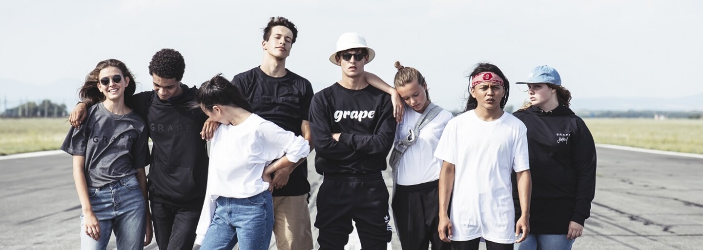 Tohtoročný merch festivalu Grape sa nesie v duchu minimalizmu a striedmych farieb