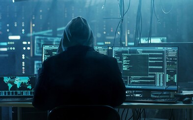 Tom je zručný hacker a ešte ho za to aj dobre platia. Vlámal sa už do bankomatov, prísne strážených kancelárií aj datacentier (Rozhovor) Tom je zručný hacker a ešte ho za to aj dobre platia. Vlámal sa už do bankomatov, prísne strážených kancelárií aj datacentier (Rozhovor)