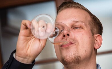 Tomáš Šajgal: Someliér môže zlým párovaním úplne pokaziť večeru aj za štyristo eur Tomáš Šajgal: Someliér môže zlým párovaním úplne pokaziť večeru aj za štyristo eur