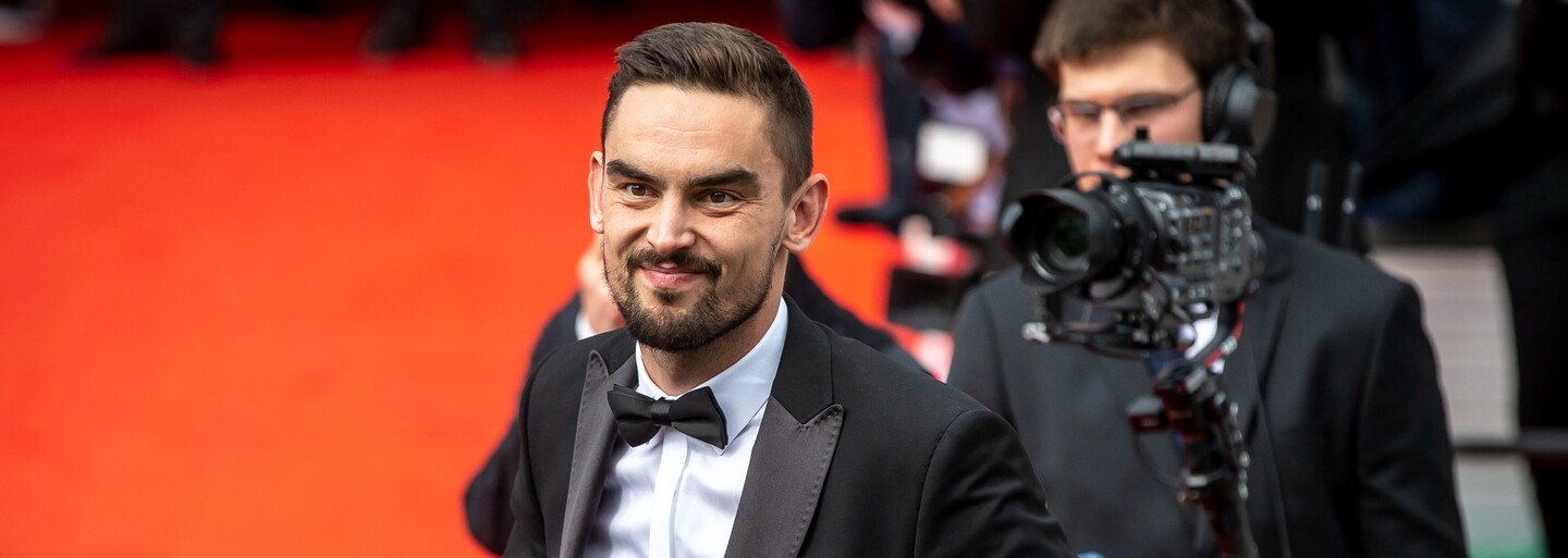 Toto je deset nejlépe placených sportovců Česka. V čele je Tomáš Satoranský
