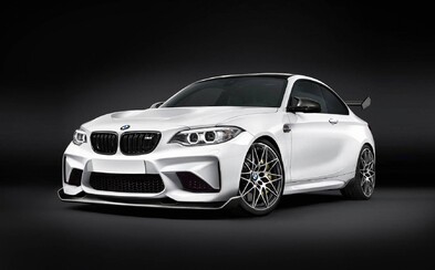 Toto vyšperkované BMW M2 Coupé zaručí okrem množstva karbónu a až 450 koní ešte väčšiu radosť z jazdy! Toto vyšperkované BMW M2 Coupé zaručí okrem množstva karbónu a až 450 koní ešte väčšiu radosť z jazdy!