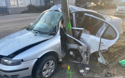 Tragická nehoda v Žiline: vodič narazil do semafora, po zrážke zomrel