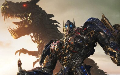 Transformerů se nezbavíme. Michael Bay a spol. vytvořili 14 různých příběhů pro 14 a více filmů Transformerů se nezbavíme. Michael Bay a spol. vytvořili 14 různých příběhů pro 14 a více filmů