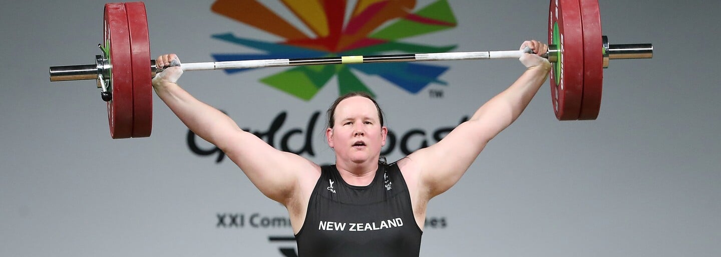 Transgender vzpěračka Laurel Hubbard končí na olympiádě bez medaile. Ve finále skončila po třech neúspěšných pokusech