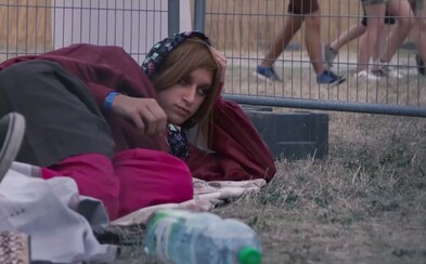 Transport hrôzy výtvarníka Aleša Vojtáška zaparkovaný na Grape poukázal, kam až môže zájsť ľudské zlo Transport hrôzy výtvarníka Aleša Vojtáška zaparkovaný na Grape poukázal, kam až môže zájsť ľudské zlo