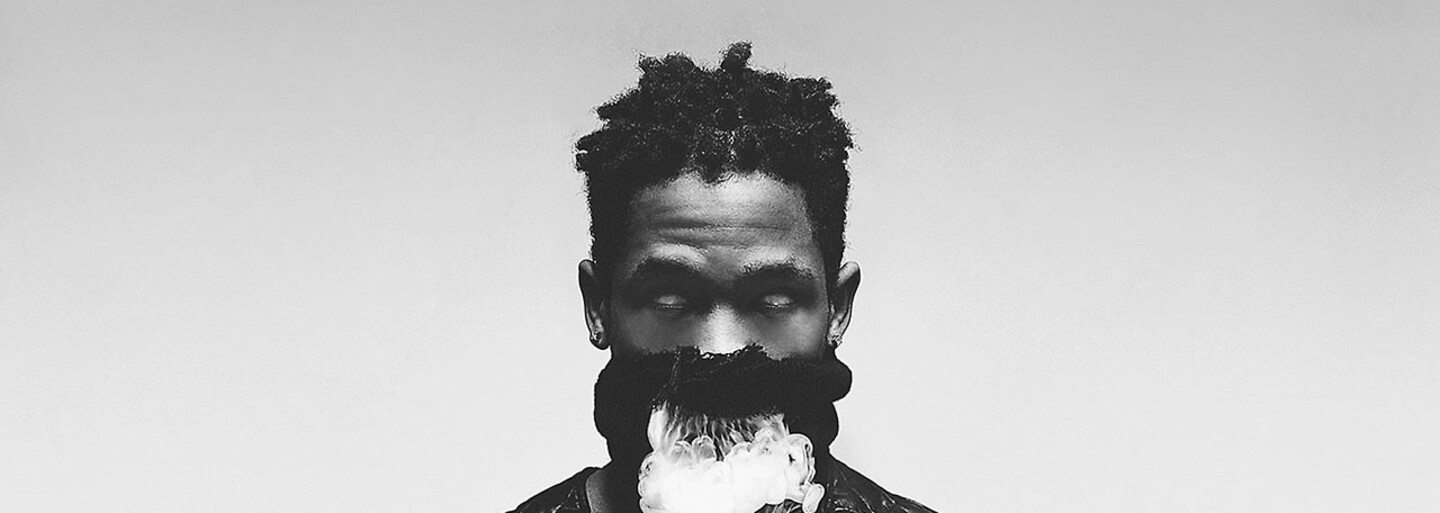 Travi$ Scott odkazuje pilotným singlom z albumu na tri a pol tisícový kabát North West