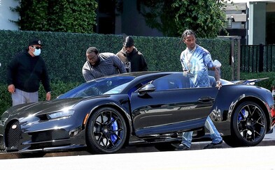 Travis Scott si na narozeniny daroval luxusní Bugatti Chiron v hodnotě 3 milionů dolarů Travis Scott si na narozeniny daroval luxusní Bugatti Chiron v hodnotě 3 milionů dolarů