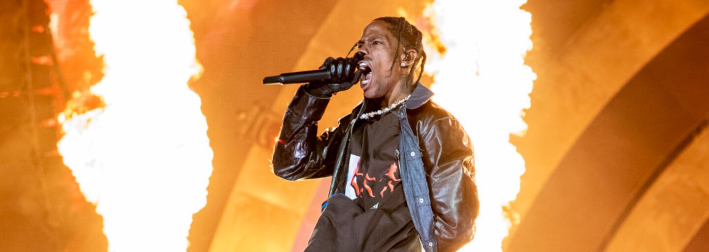 Travis Scott zaplatí pohreb obetiam, ktoré na festivale Astroworld prišli o život