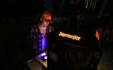 Třetí a zároveň předposlední víkend s Dalybem probíhal na Hip Hop Kempu v Hradci Králové i na místní skate soutěži Třetí a zároveň předposlední víkend s Dalybem probíhal na Hip Hop Kempu v Hradci Králové i na místní skate soutěži