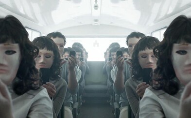 Tretia séria Black Mirror je za dverami. Prečo sa na ňu tak tešíme a čo môžeme očakávať? Tretia séria Black Mirror je za dverami. Prečo sa na ňu tak tešíme a čo môžeme očakávať?