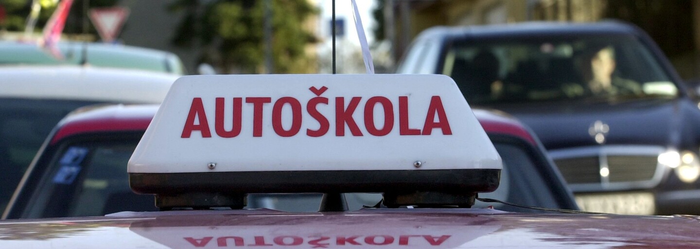 Trnavčan nafúkal pri jazde v autoškole 1,6 promile. Len 20-ročný muž dostane namiesto vodičáku trest