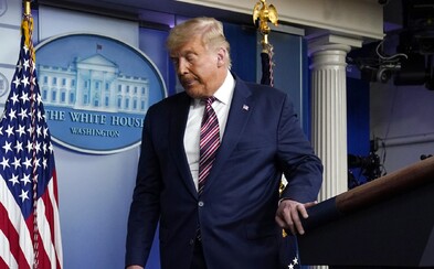Trump neuznává Bidena jako vítěze voleb v USA. To já jsem vyhrál, napsal na Twitter, avizuje soudní spory Trump neuznává Bidena jako vítěze voleb v USA. To já jsem vyhrál, napsal na Twitter, avizuje soudní spory