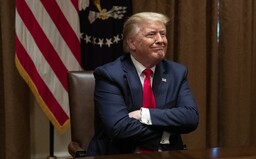 Trump opět perlil: Pokud bychom netestovali, neměli bychom žádné případy koronaviru