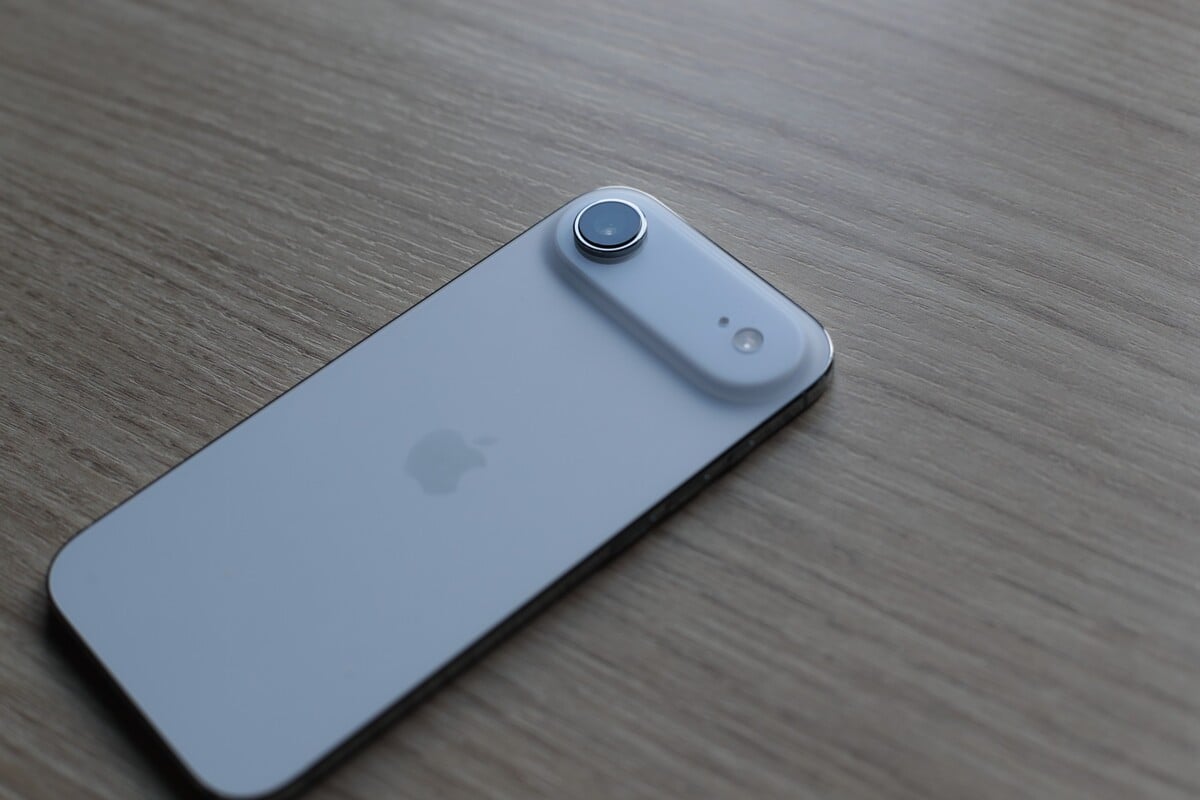 Mobilní telefon iPhone 17 Air