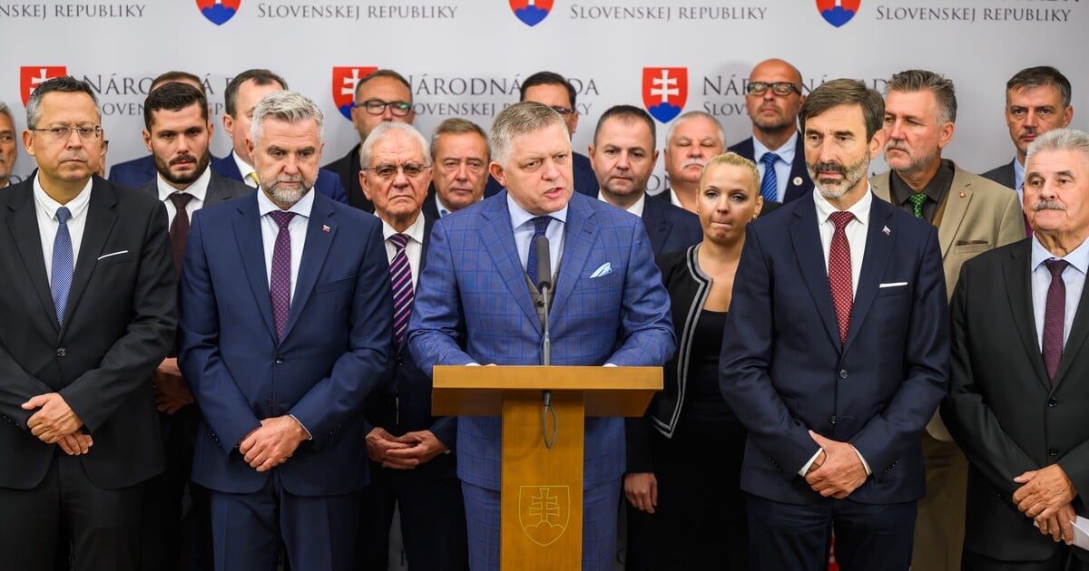 Od soboty platí zmena ústavy. Slovensko oddnes uznáva len dve pohlavia