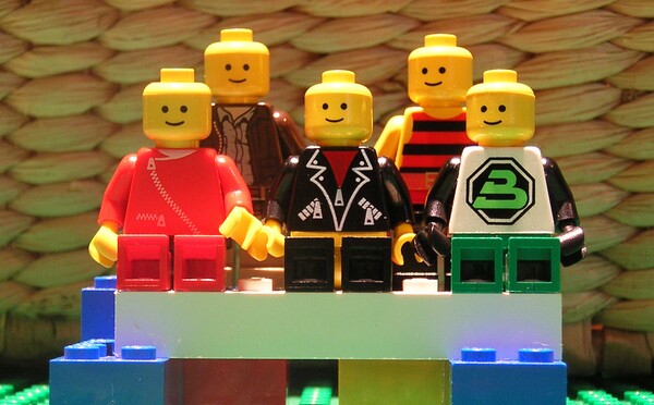 Tvorca slávnych LEGO postavičiek zomrel vo veku 78 rokov