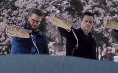 Tvorcovia Neighbors a The Interview prinášajú bláznivý trailer pre vianočnú komédiu s Kanyeho soundtrackom Tvorcovia Neighbors a The Interview prinášajú bláznivý trailer pre vianočnú komédiu s Kanyeho soundtrackom