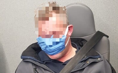 Tvrdil, že má koronavirus a vyhrožoval bombou na Hlavním nádraží v Praze. Hrozí mu 8 let Tvrdil, že má koronavirus a vyhrožoval bombou na Hlavním nádraží v Praze. Hrozí mu 8 let