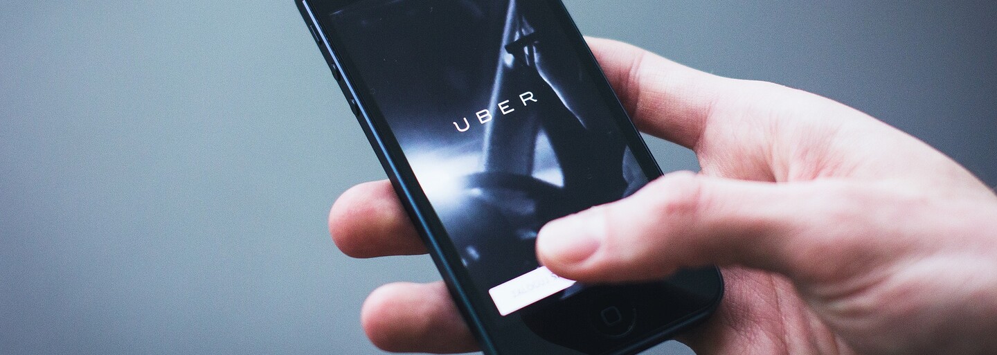 Uber Eats hodlá začátkem roku 2021 dovážet jídlo pomocí dronů