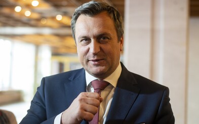 Ukázalo sa, aká hlúposť je celý Facebook, okomentoval Andrej Danko anketu o diaľničných známkach, ktorú inicioval Ukázalo sa, aká hlúposť je celý Facebook, okomentoval Andrej Danko anketu o diaľničných známkach, ktorú inicioval