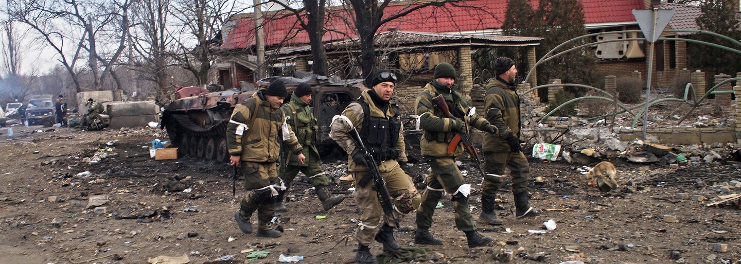 Ukrajina tvrdí, že z provozu vyřadila ruskou vojenskou základnu v Melitopolu. Rusko ukrajinské útoky potvrdilo