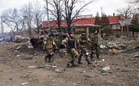Ukrajina tvrdí, že vyřadila z provozu ruskou vojenskou základnu v Melitopolu. Rusko ukrajinské útoky potvrdilo