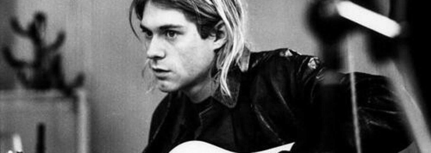 Umělá inteligence nám ukazuje, o co jsme přišli: Takto by vypadali a zněli Amy Winehouse či Kurt Cobain