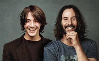 Umelec na Instagrame porovnáva slávne hviezdy s ich minulým ja. Takto kedysi vyzerali Keanu Reeves, Eminem či Lady Gaga Umelec na Instagrame porovnáva slávne hviezdy s ich minulým ja. Takto kedysi vyzerali Keanu Reeves, Eminem či Lady Gaga