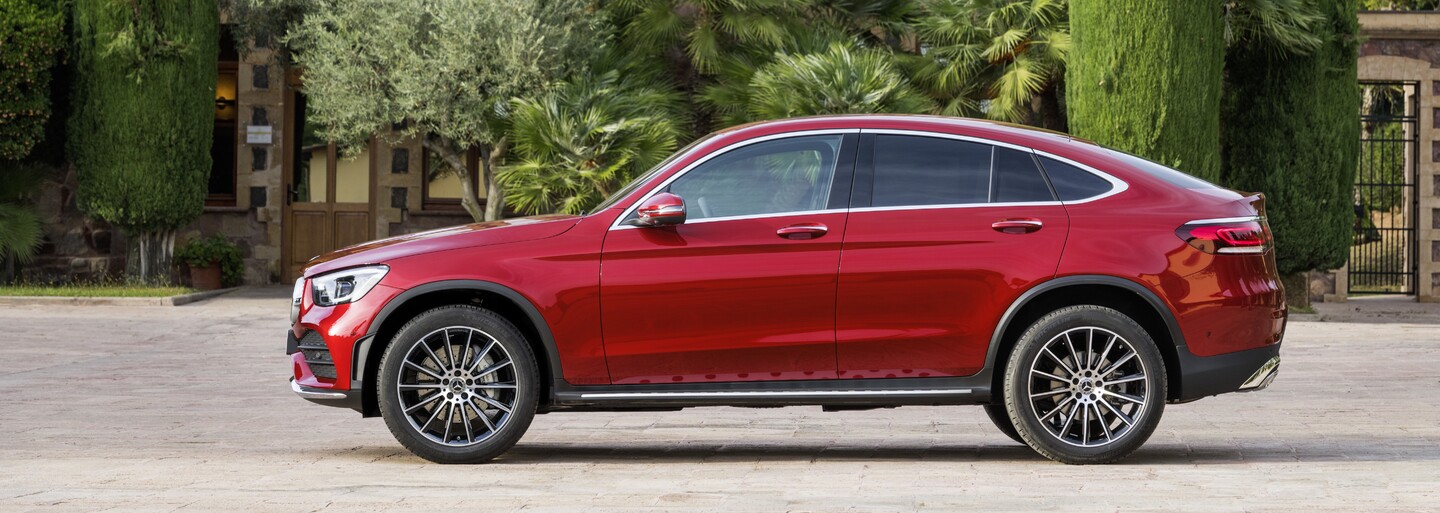 Nové motory a revoluční infotainment. Oblíbené GLC kupé prošlo modernizací