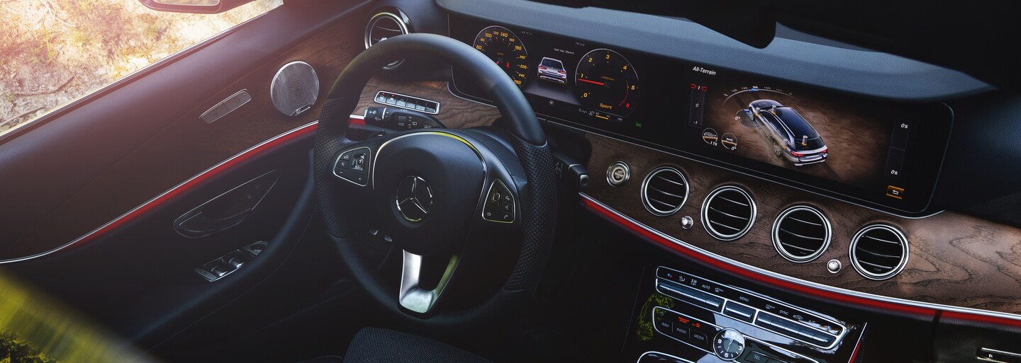 Úplně nový Mercedes-Benz třídy E ve verzi All-Terrain je jednoduchý návod na to, jak se trefně vyhnout SUV