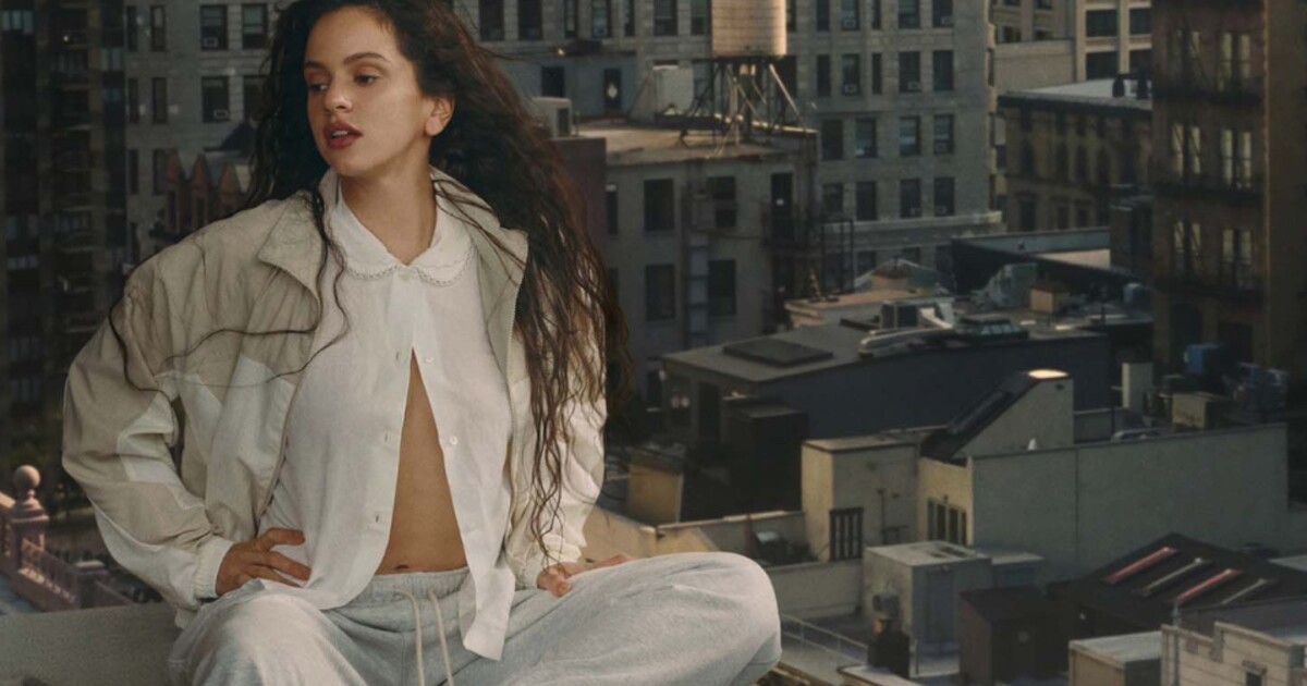 New Balance má novou hvězdu. Rosalía zahajuje spolupráci s ikonickou značkou