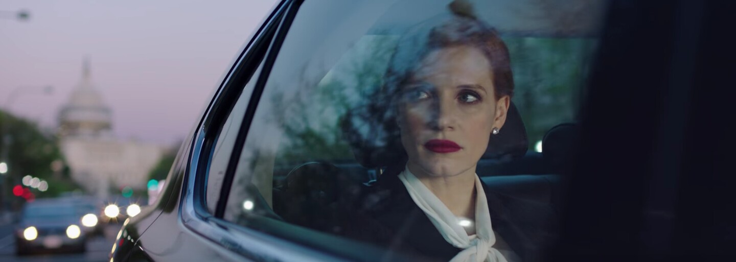 Úspešná strategička v podaní Jessicy Chastain nepozná prehru a v traileri pre politický thriller Miss Sloane je ochotná uspieť za každú cenu