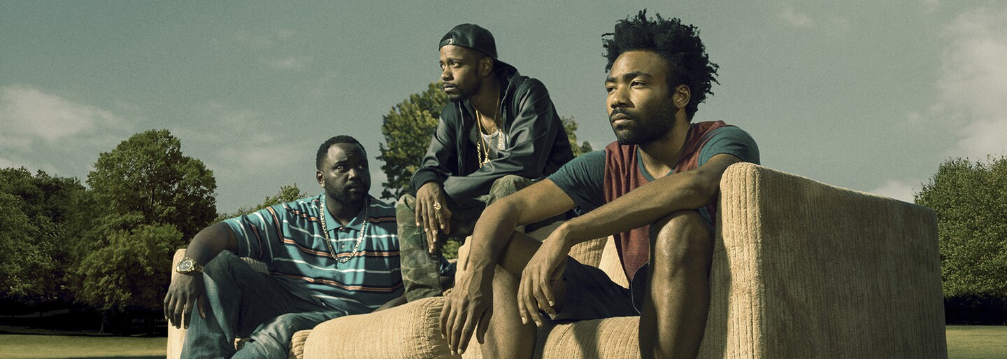 Úspešný seriál Atlanta prichádza s prvým a dramatickým trailerom pre svoju 2. sériu