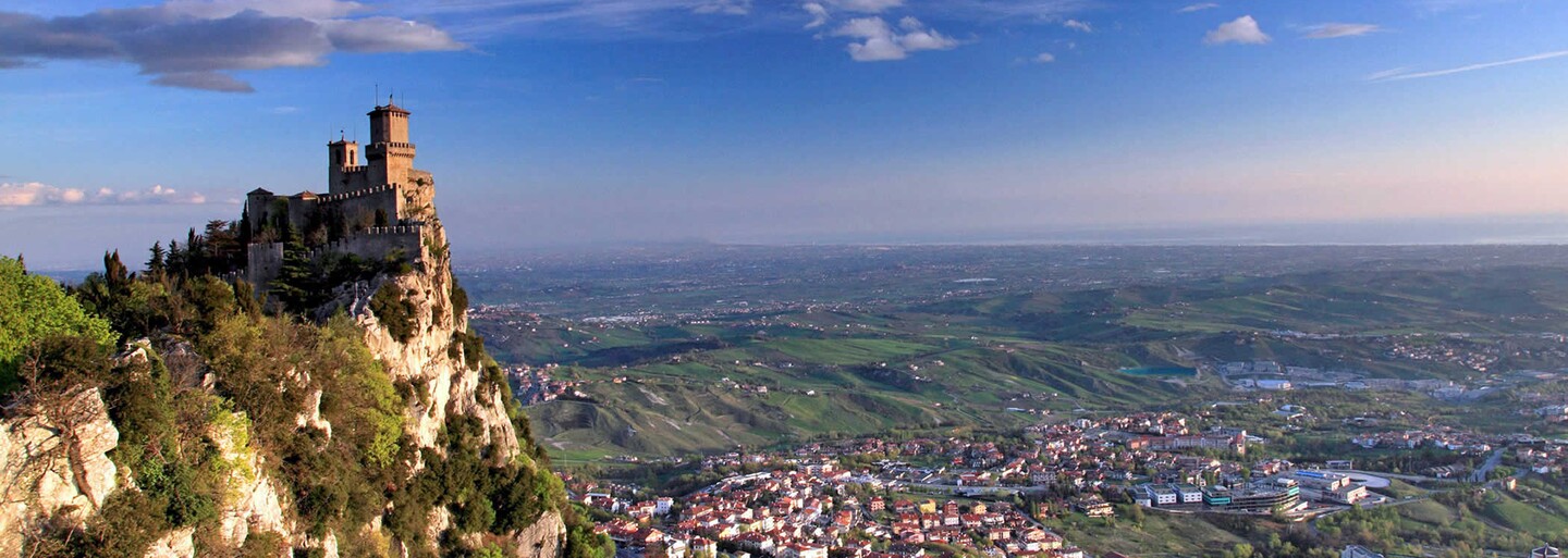 Už i fotbalový trpaslík ze San Marina si dělá legraci z anglické reprezentace. Chlubí se tím, že dokázali vstřelit více gólů