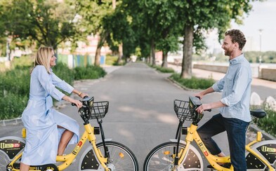 Už o dva týždne sa v Bratislave spustí prvý oficiálny bikesharing! Na 50 stanovištiach nájdeš dohromady 550 bicyklov Už o dva týždne sa v Bratislave spustí prvý oficiálny bikesharing! Na 50 stanovištiach nájdeš dohromady 550 bicyklov
