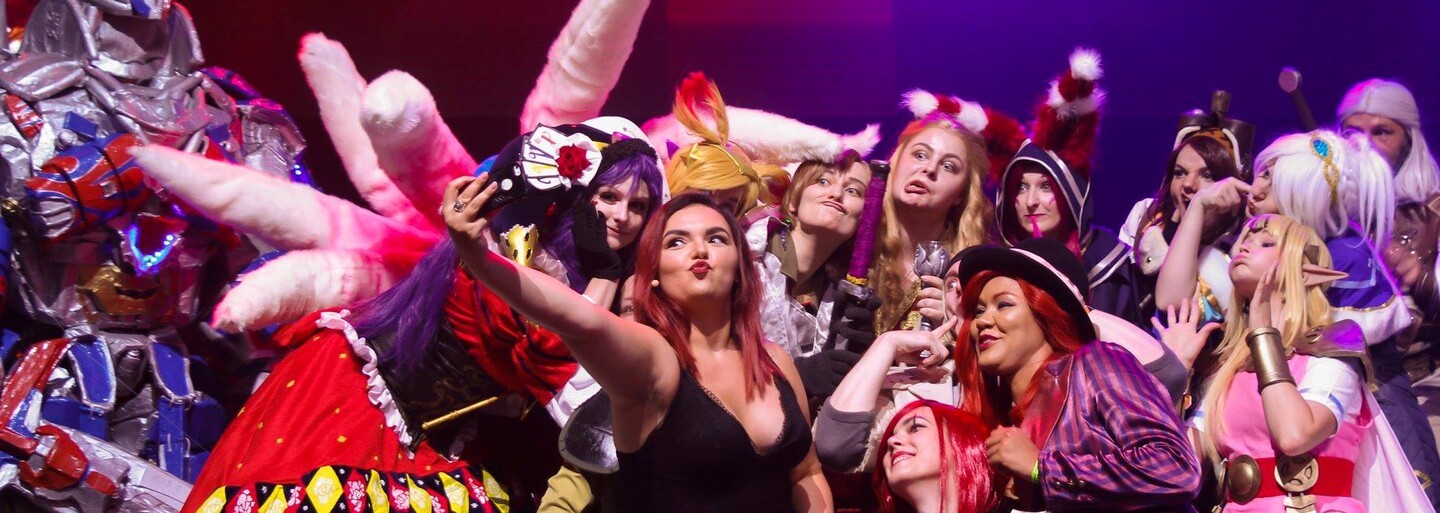 Už tento víkend dorazí do Bratislavy Night King! Festivaly Y-Games a Y-Con musíš zažiť, ak miluješ hry, youtuberov či streamerov