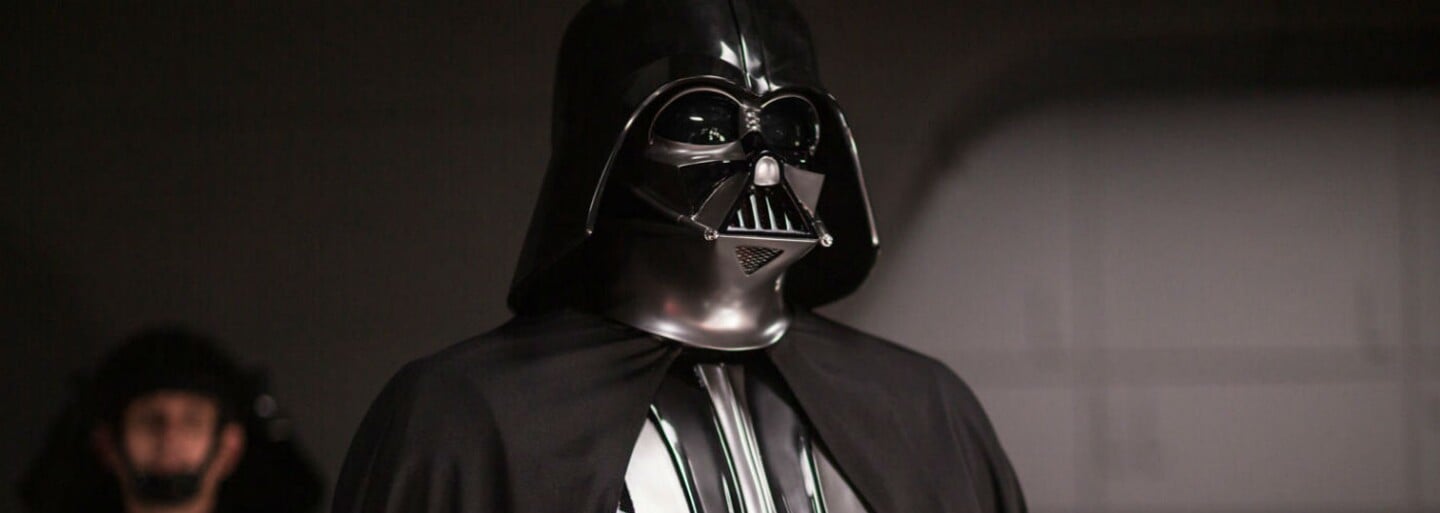 Užite si Vaderovo besnenie z konca Rogue One vo videu s vysokou kvalitou!
