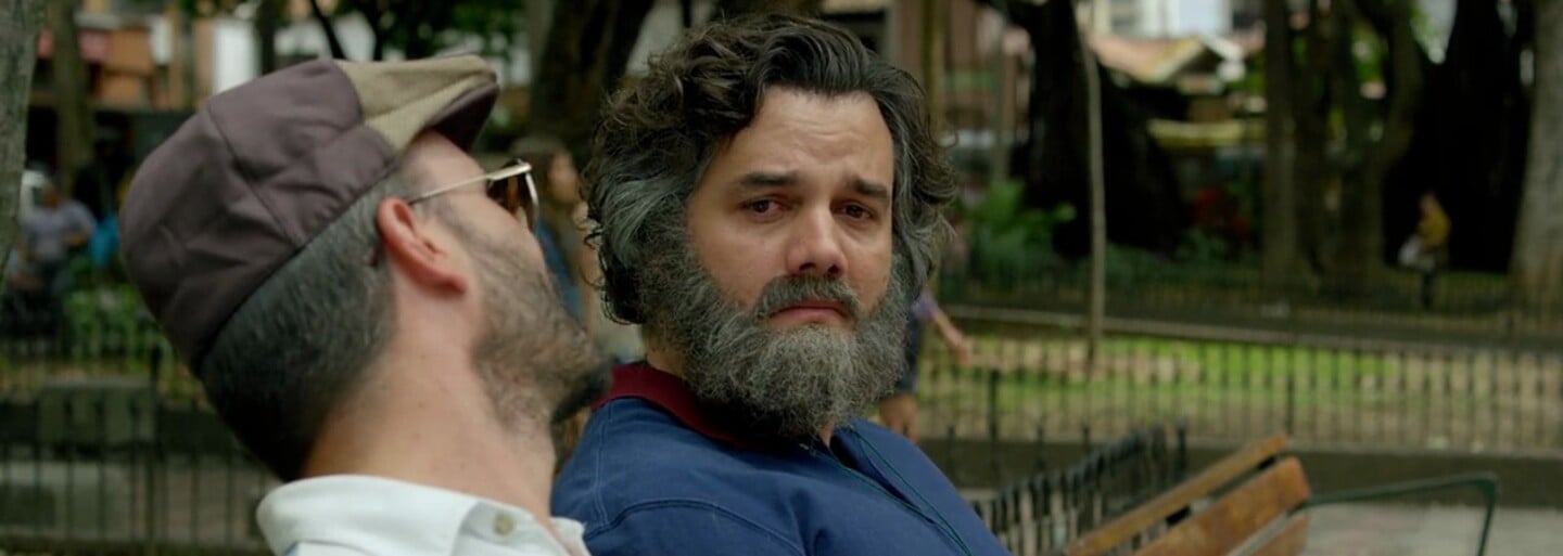 V 2. sérii Narcos je Escobar nesmrteľným bohom, ktorý nakoniec okúsi olovo na pozadí autentického a napínavého príbehu (Recenzia)