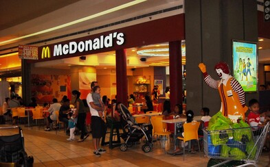 V Bratislave sa otvára nový McDonald's, už hľadá prvých zamestnancov V Bratislave sa otvára nový McDonald's, už hľadá prvých zamestnancov