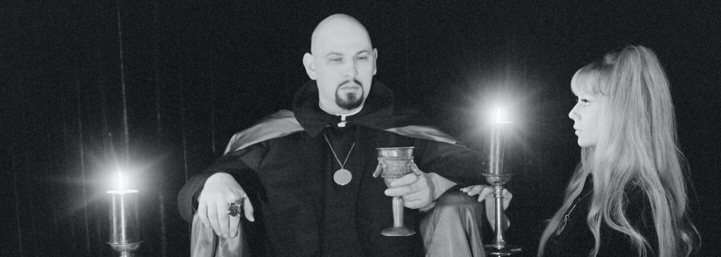 V Česku žijú desiatky aktívnych satanistov. Praktizujú mágiu aj rituály a združujú sa vo vlastnej cirkvi