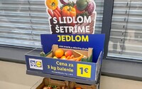 V Lidli si kúpiš 3 kilá zeleniny a ovocia za euro. Testujú predaj poškodených produktov, ktoré by inak skončili v koši