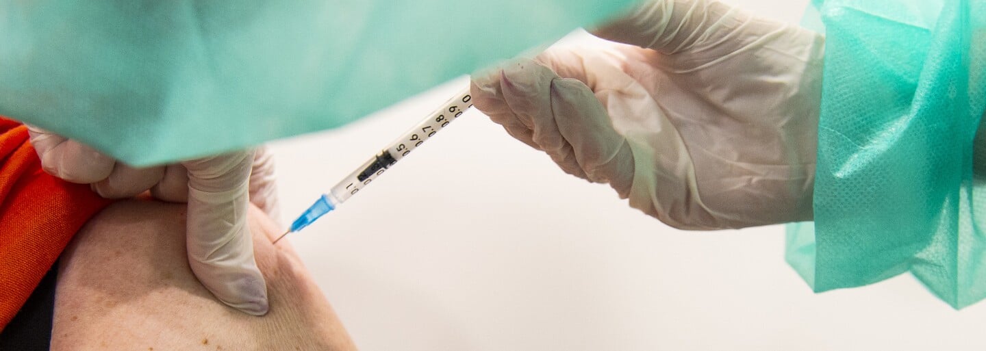 V neděli o půlnoci se otevře registrace k očkování pro věkovou skupinu 40+