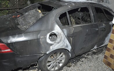 V obci Zlaté objavili zhorené telo a auto V obci Zlaté objavili zhorené telo a auto